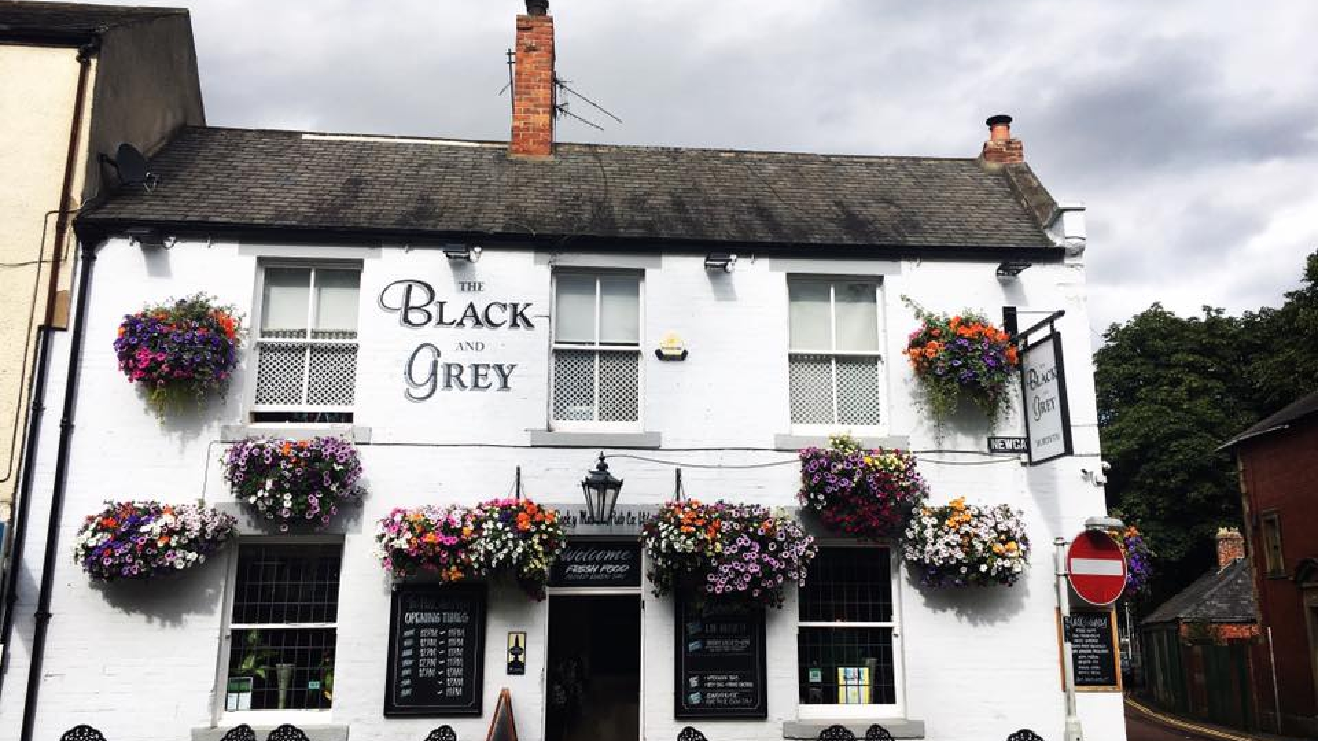 Black and Grey Pub in Morpeth